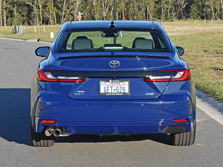 2025 Toyota Camry XSE AWD Review & Test Drive Automotive Addicts