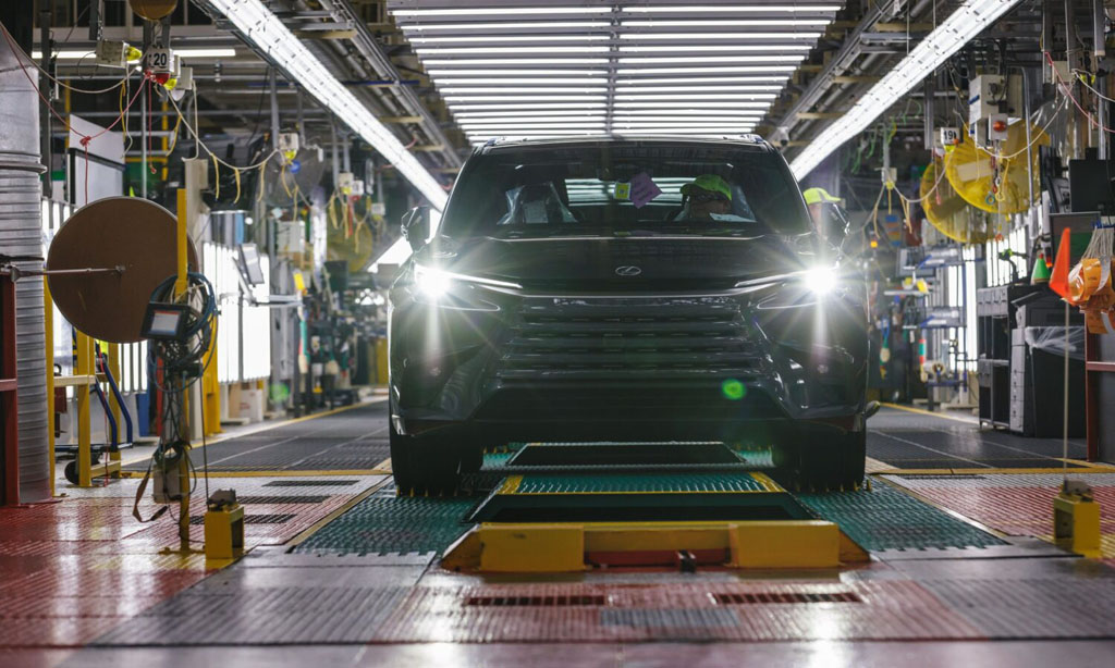 Toyota Reportedly Consolidating U.S. Lexus Production as Tariffs Bite ...
