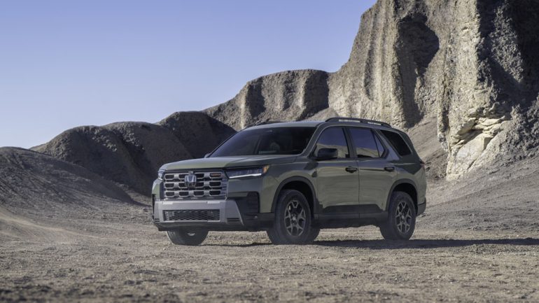 2026 Honda Pilot Refresh Brings Bigger Screens And Quiet Confidence