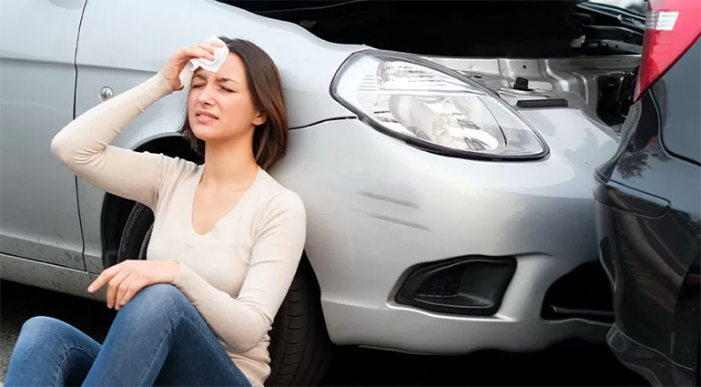 How Car Accident Lawyers Assess Fault and Liability