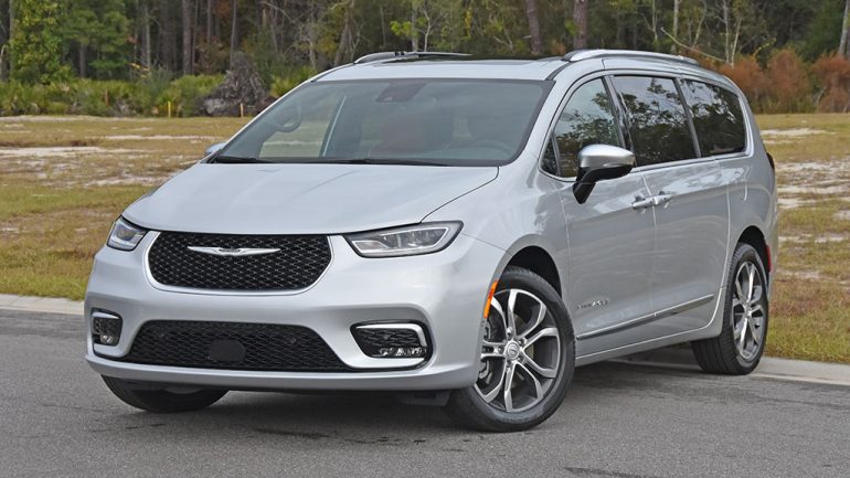 2026 Chrysler Pacifica Pinnacle AWD Review & Test Drive