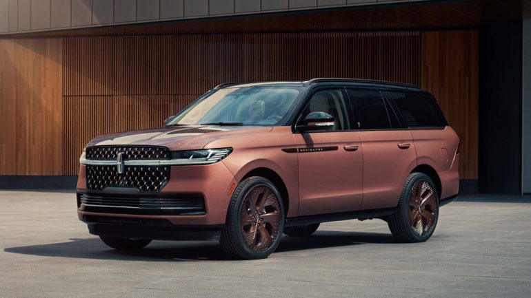 Serena Williams Gets a One-of-One Lincoln Navigator Fit for a Champion