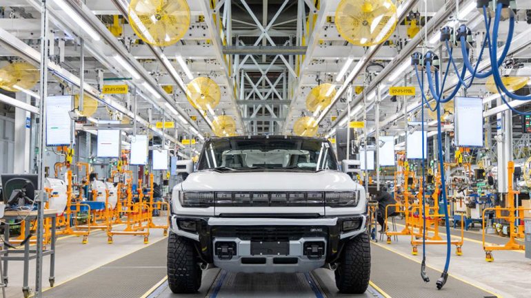 GM Reportedly Hits Pause on Next-Gen Full-Size EV Trucks and SUVs as Focus Shifts Back to Gas and Hybrids