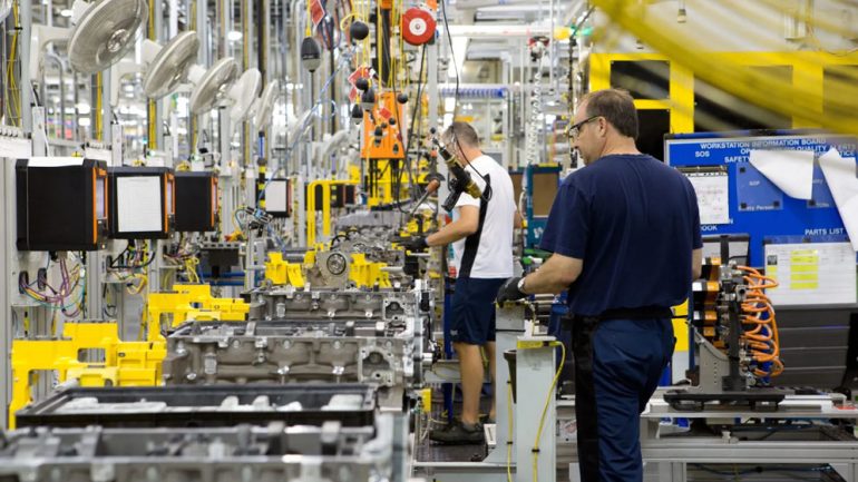 GM Reinforces Its V8 Engine Strategy with $505 Million Canada Investment