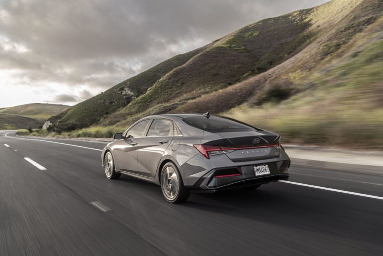 2026 hyundai elantra rear