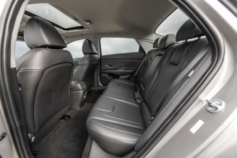 2026 hyundai elantra back seats