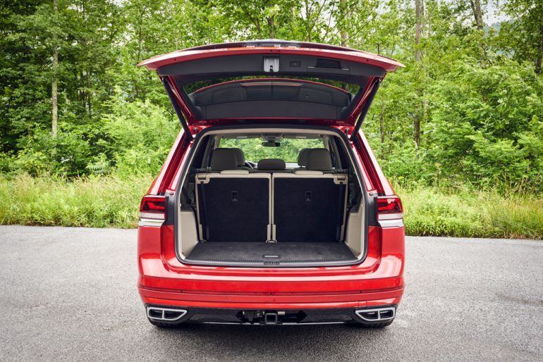 2026 volkswagen atlas cargo