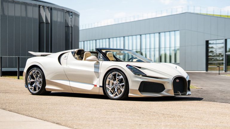 Bugatti W16 Era Ends With the Final Mistral Roadster and a 1,578 HP Farewell