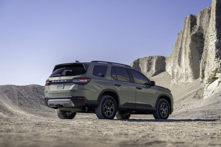 2026 Honda Pilot TrailSport