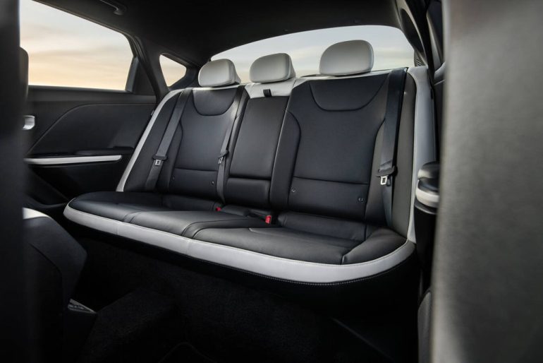 2026 Kia K4 cargo