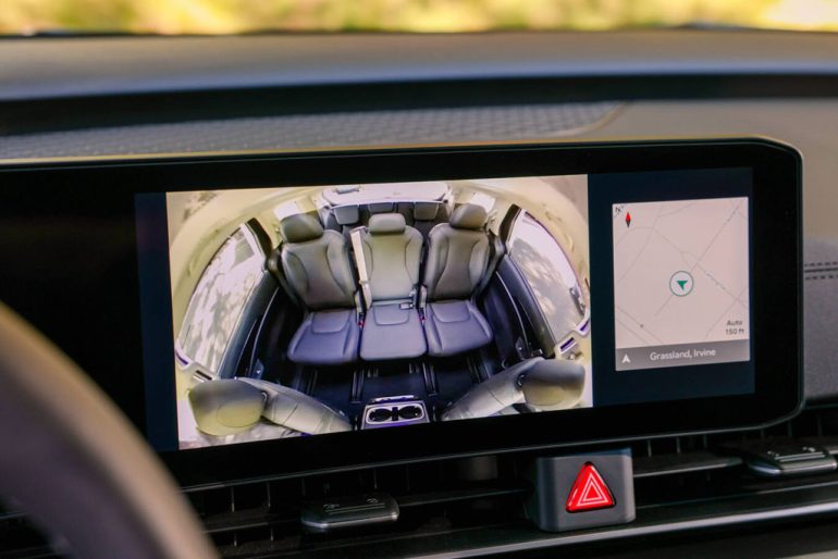 2026 Kia Carnival interior camera