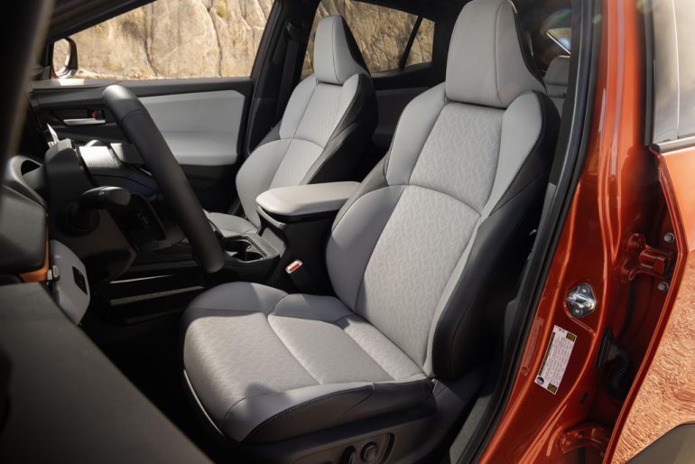 2026 Subaru Uncharted front seats