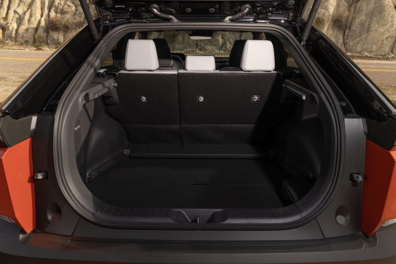 2026 Subaru Uncharted cargo