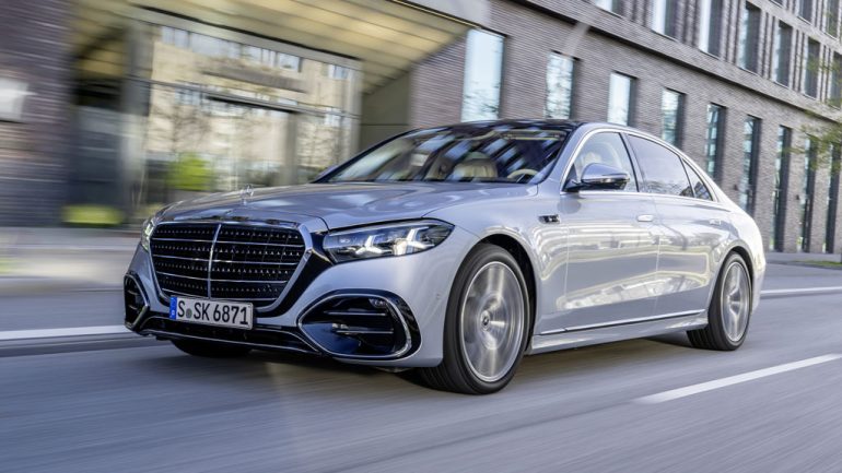 Mercedes-Benz Faces Possible U.S. Sales Ban Threat Under Senate China Vehicle Bill