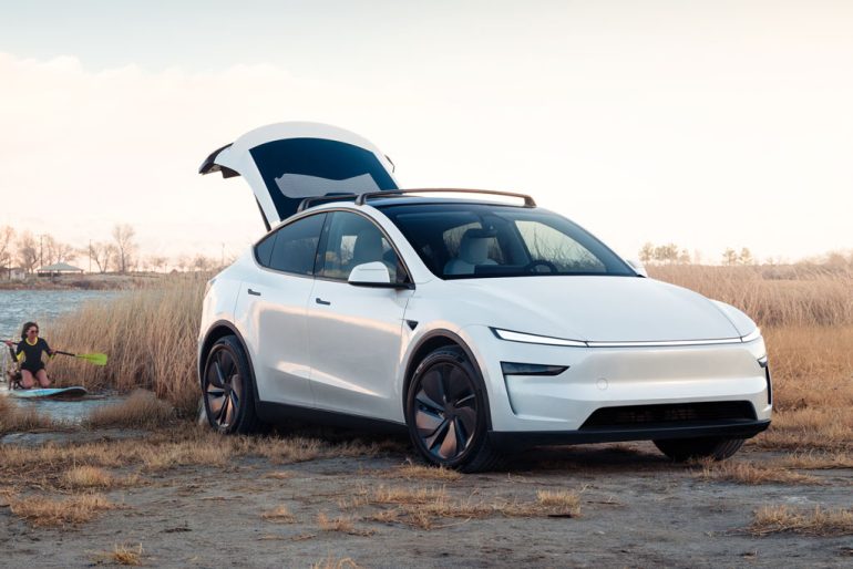 2026 Tesla Model Y hatch