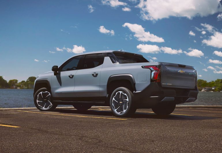 2025 Chevrolet Silverado EV LT
