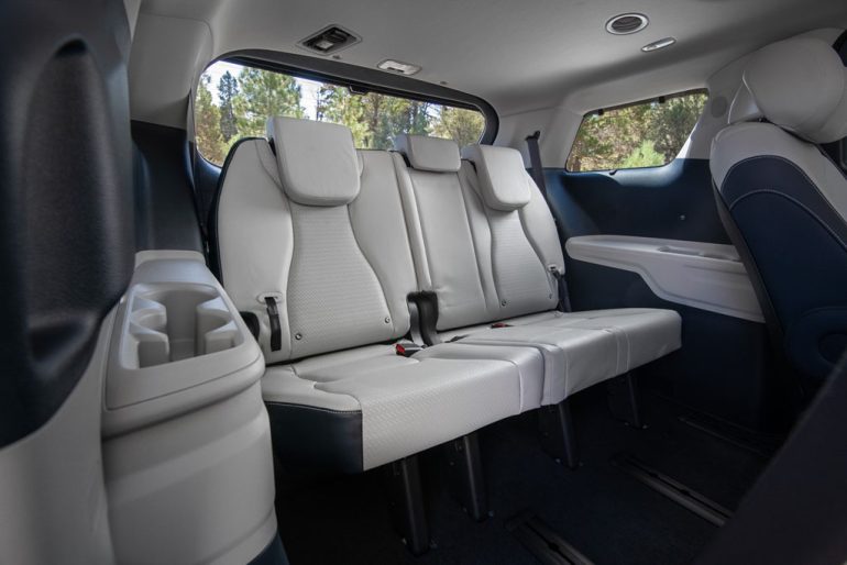 2026 Kia Carnival HEV Hybrid third row seats
