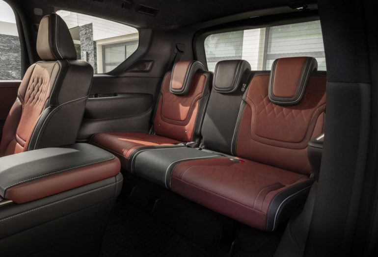 2026 INFINITI QX80 third row seats
