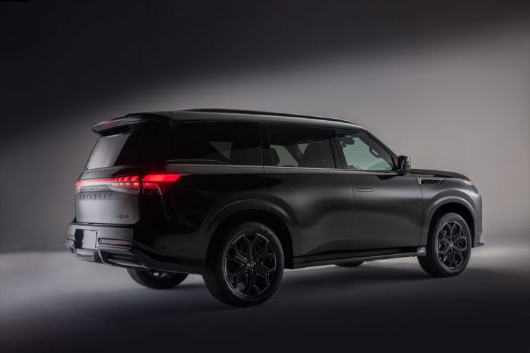 2026 INFINITI QX80 rear