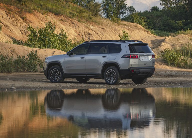 2026 Jeep Cherokee rear