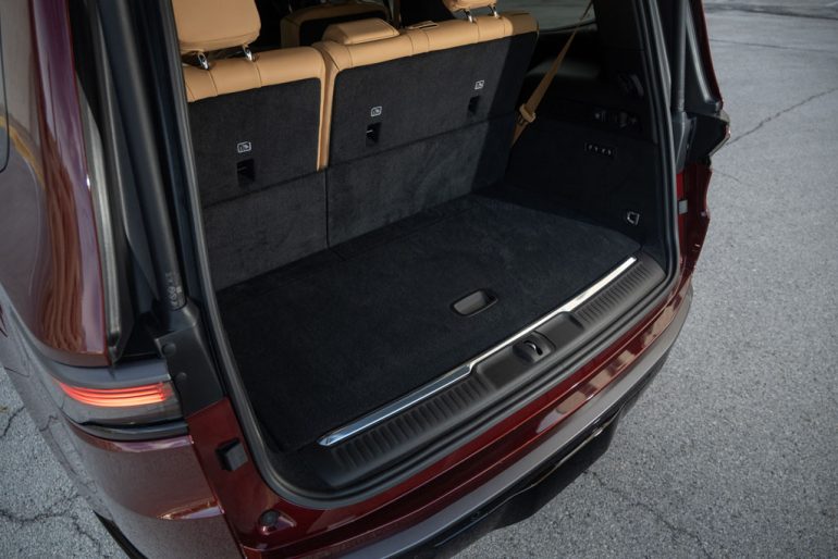 2026 Jeep® Grand Wagoneer cargo