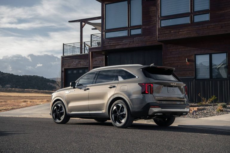2026 Kia Sorento PHEV Plug-in-Hybrid rear
