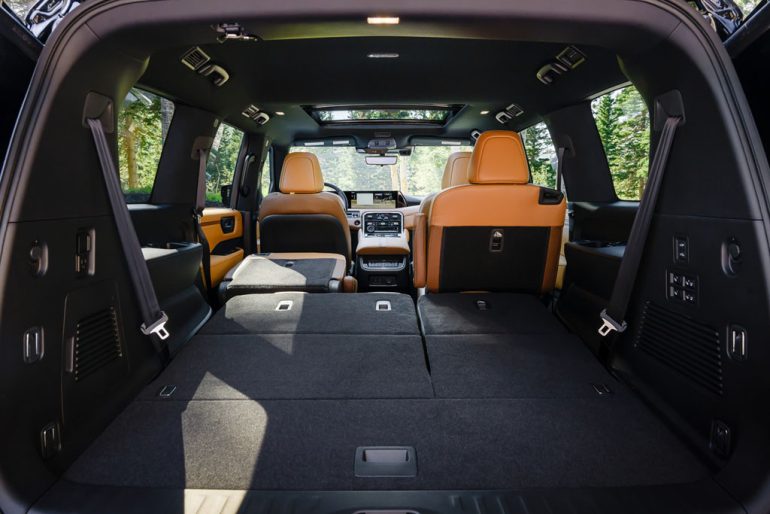 2026 nissan armada cargo