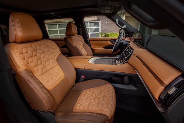2026 nissan armada interior front seats