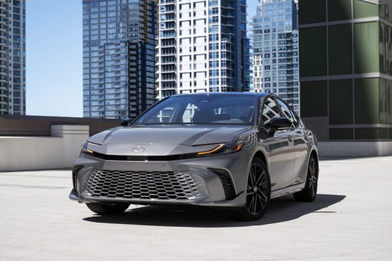 2026 toyota camry xse awd