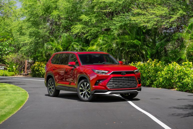 2026 toyota grand highlander platinum