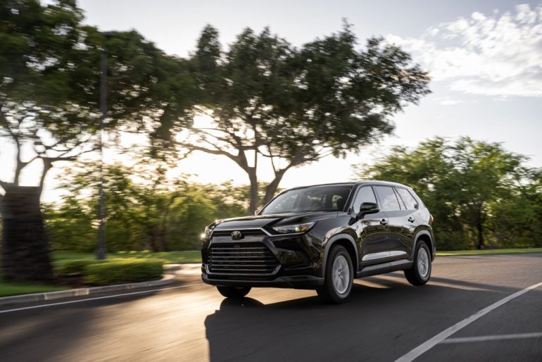 2026 toyota grand highlander xle