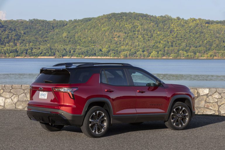 2027 Chevrolet Equinox RS rear
