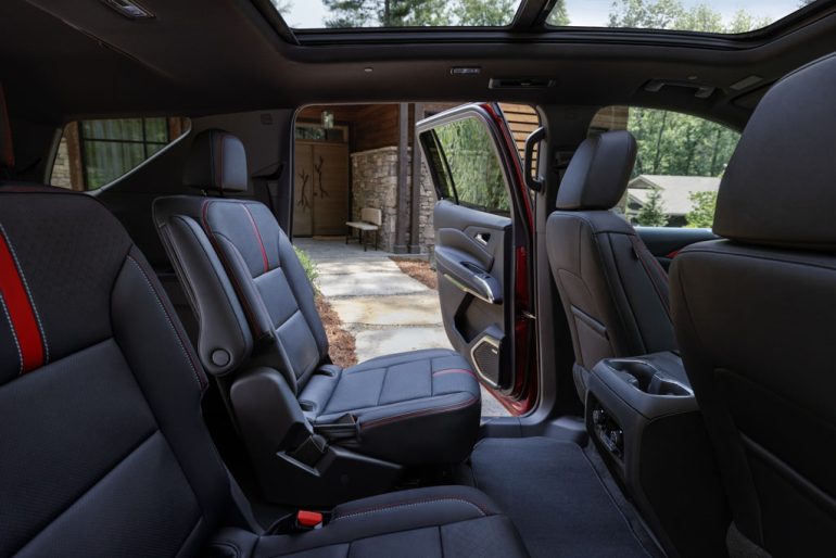 2027 Chevrolet Traverse second row seats