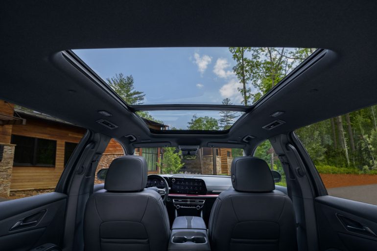 2027 Chevrolet Traverse sunroof