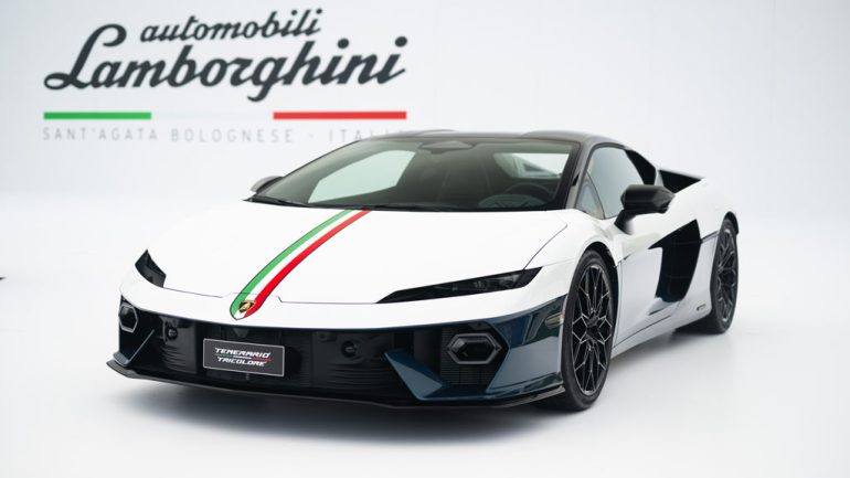 Lamborghini Temerario Tricolore Brings Italian Pride to a 907-HP Hybrid Supercar
