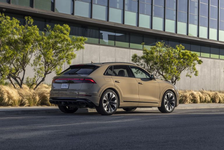 2026 audi q8 rear