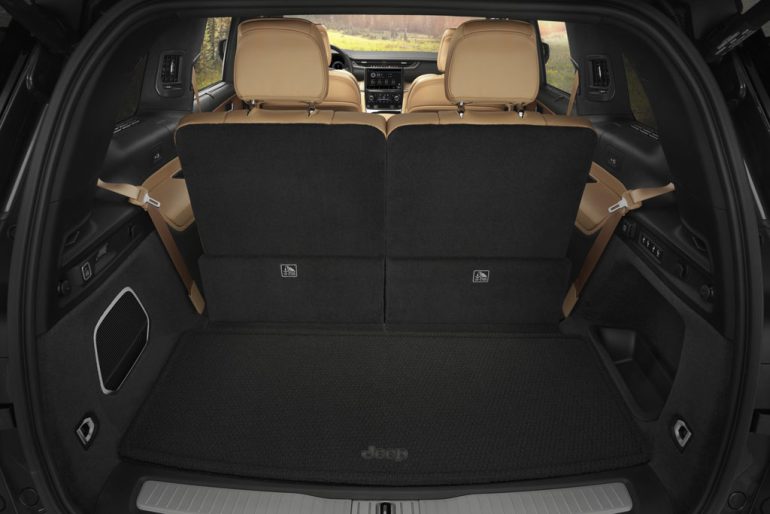 2026 Jeep® Grand Cherokee L cargo