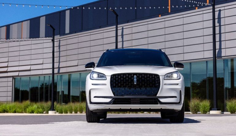 2026 lincoln corsair front