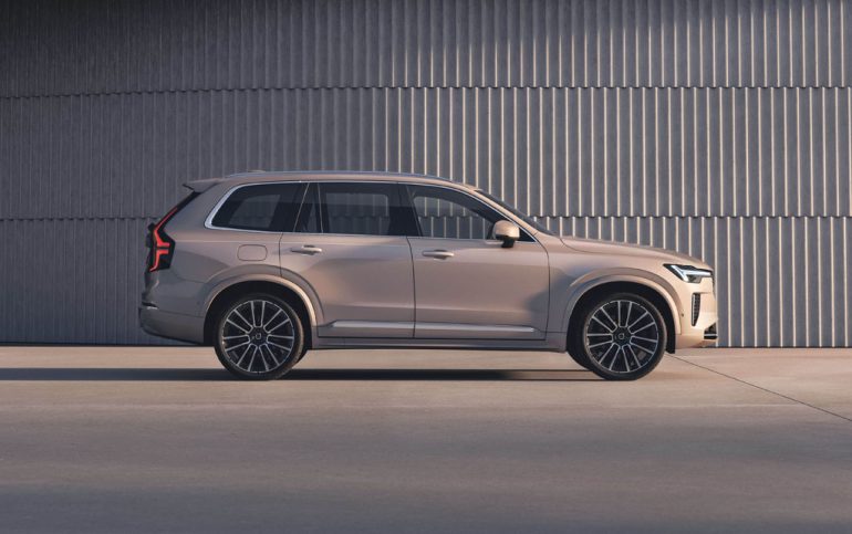 2026 volvo xc90 side