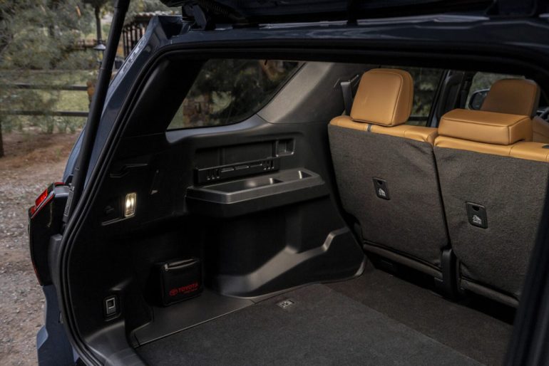 2026 toyota 4runner cargo