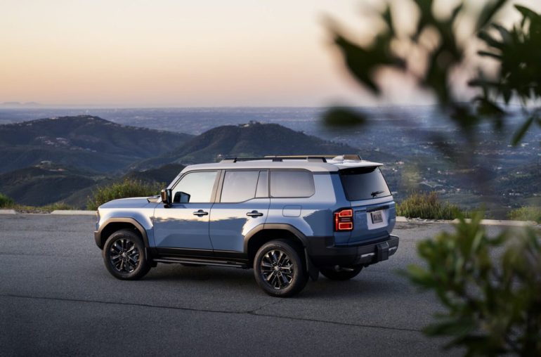 2027 toyota land cruiser side