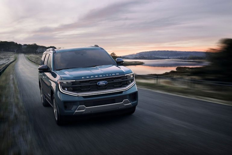 2027 ford expedition front
