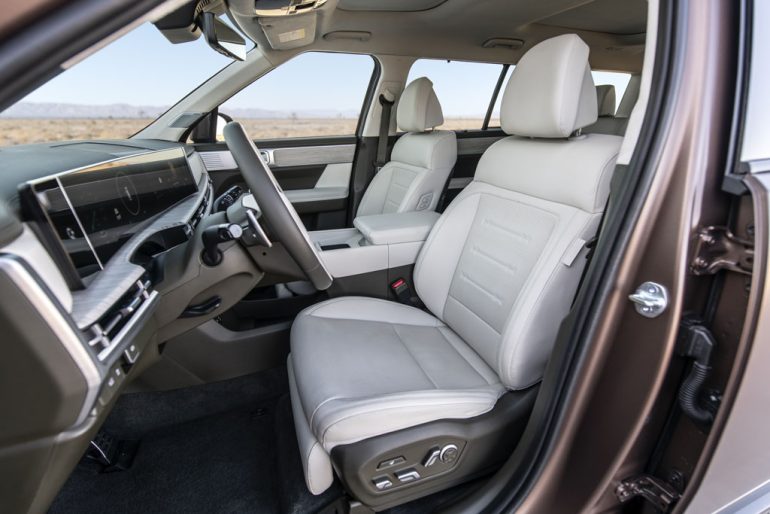 2027 hyundai santa fe hybrid front seats
