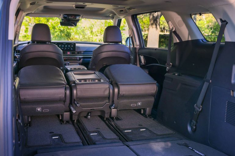 2027 kia carnival cargo