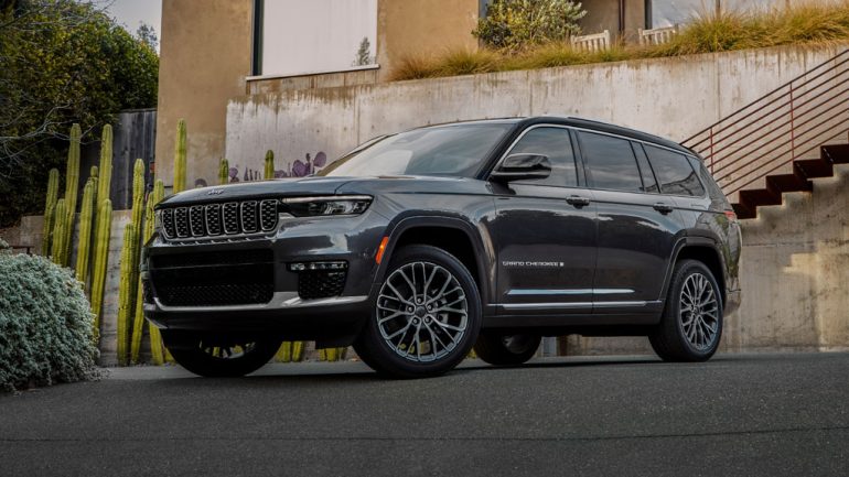 Jeep Recalls More Than 328,000 Grand Cherokees Over Rear Coil Springs That Could Detach