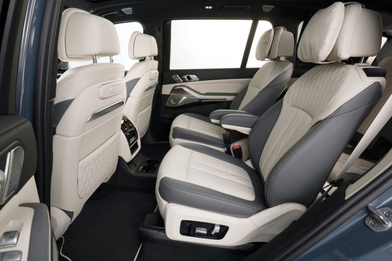 2026 BMW X7 second row seats