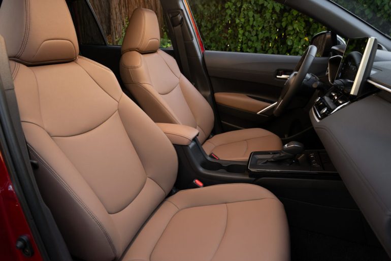 2026 toyota corolla cross front seats