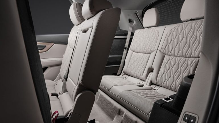 2027 Audi Q7 third row seats