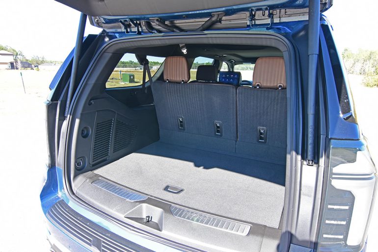 2027 Chevrolet Suburban High Country cargo