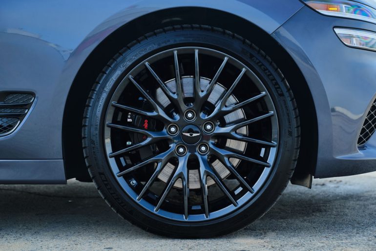 2027 genesis g70 wheel tire